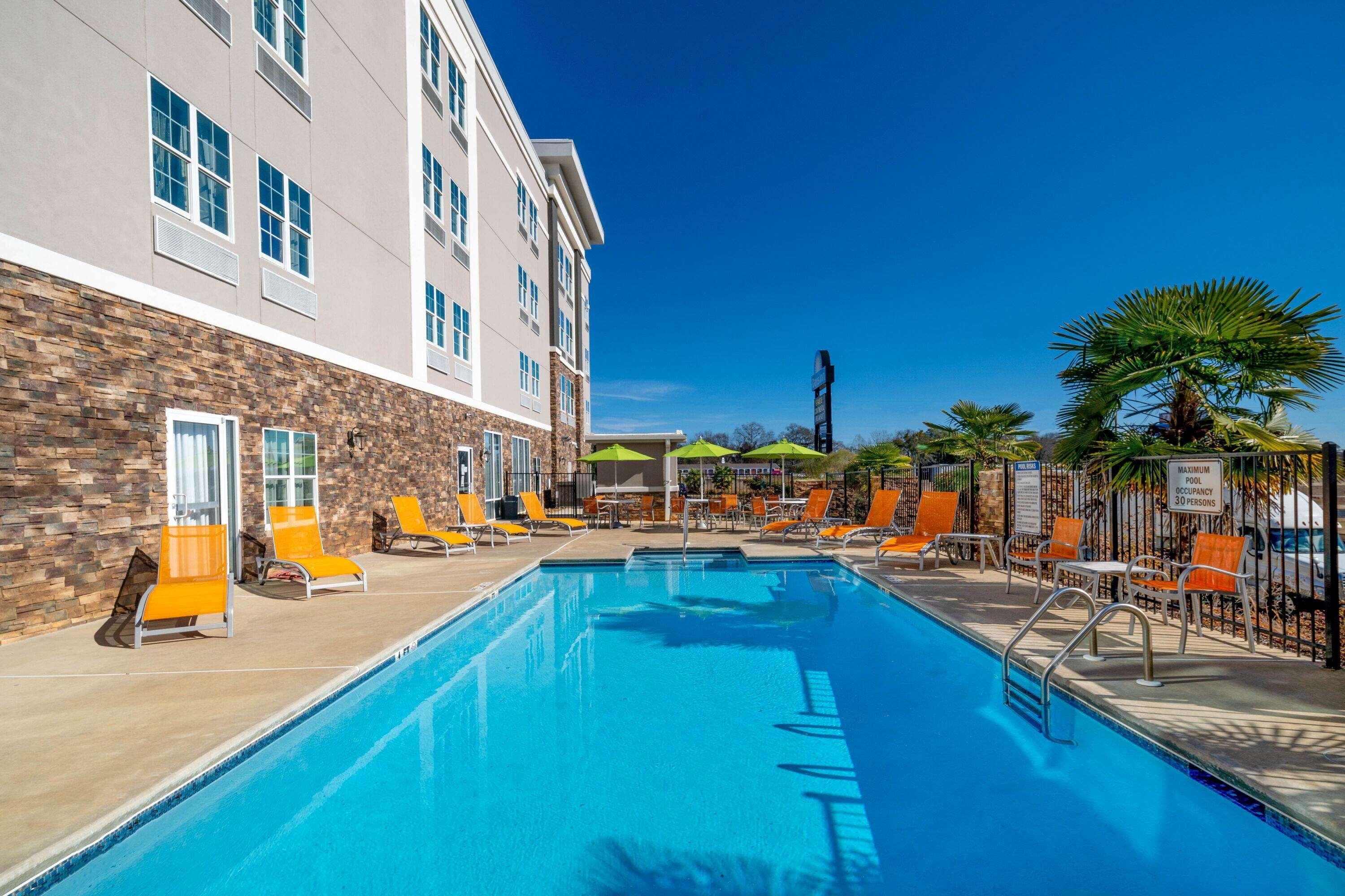 Hotel La Quinta By Wyndham Forsyth Exterior foto